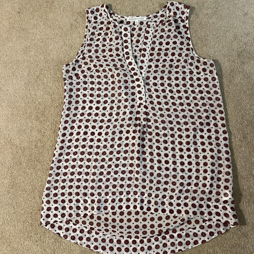Daniel Rainn Women's Sleeveless Red Floral Top Blouse SZ M